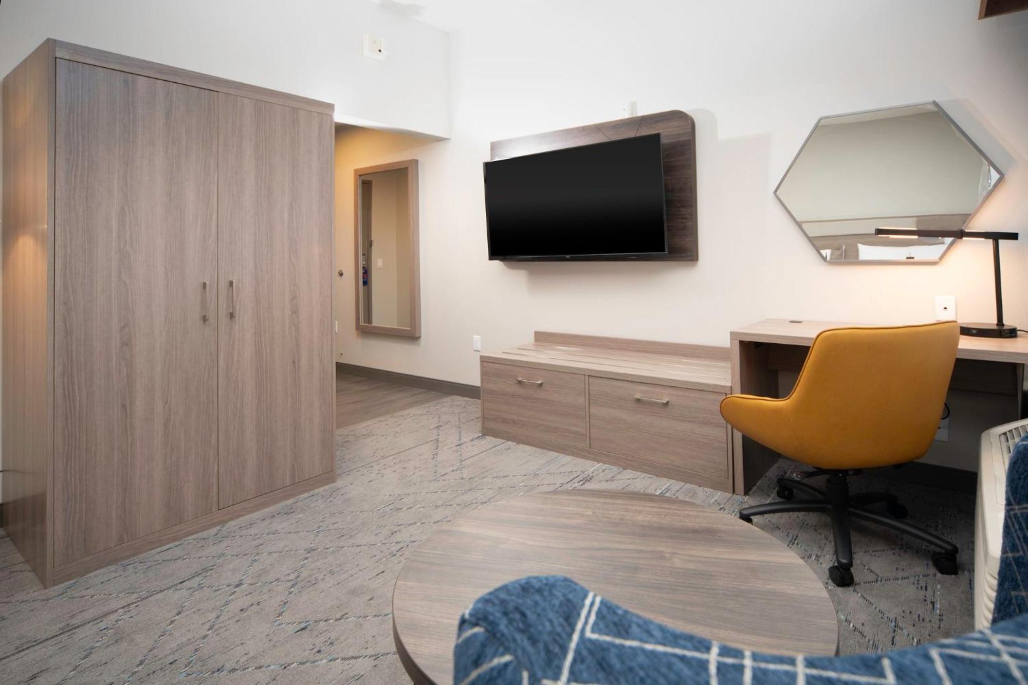 Holiday Inn Express & Suites Indianapolis - East By Ihg Eksteriør bilde
