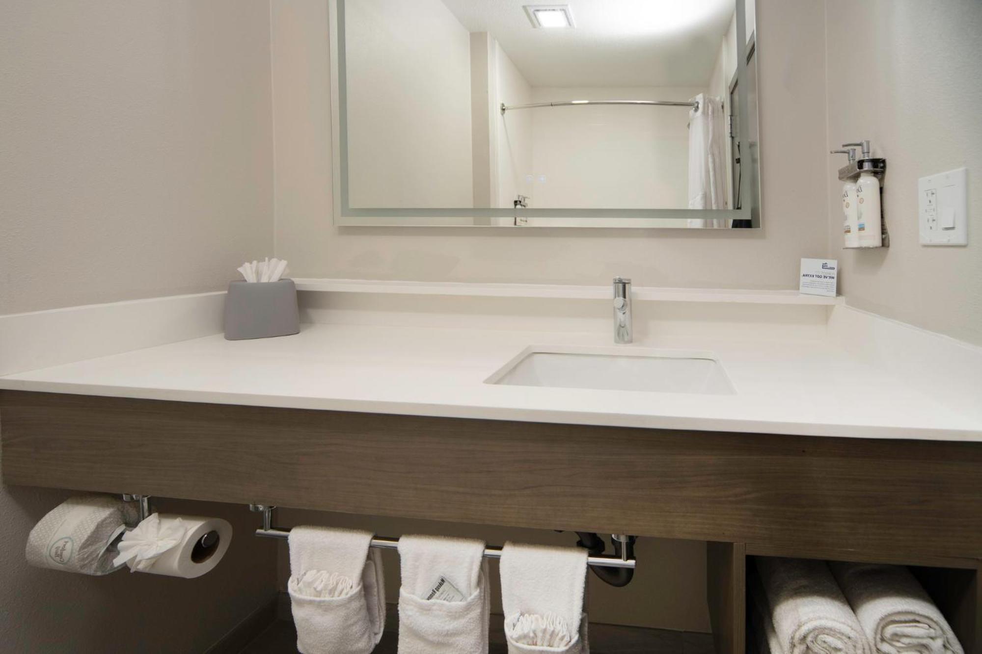 Holiday Inn Express & Suites Indianapolis - East By Ihg Eksteriør bilde