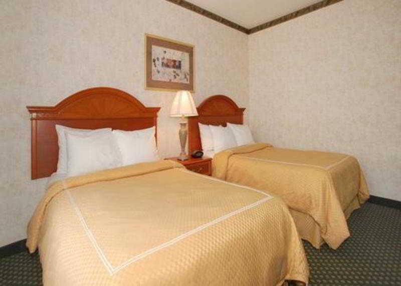 Holiday Inn Express & Suites Indianapolis - East By Ihg Rom bilde
